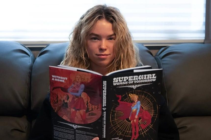 Milly Alcock es la nueva heroína de DC