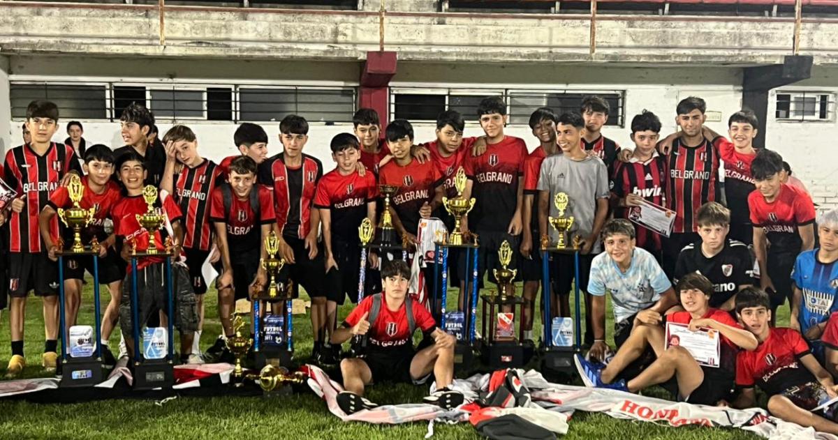Belgrano cerroacute el antildeo del fuacutetbol infantil