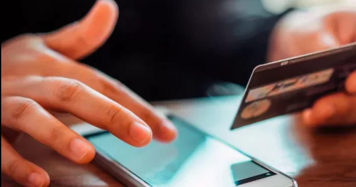  Utilizó una tarjeta de débito Naranja X que había sido sustraída