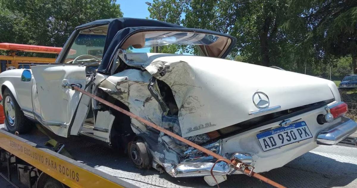 El Mercedes quedó con cuantiosos daños