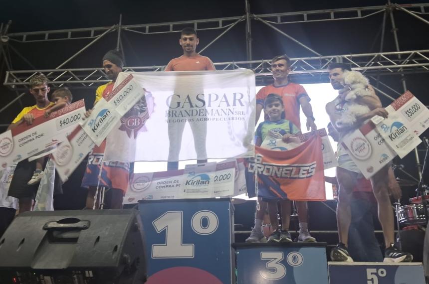 El podio de la categoría caballeros