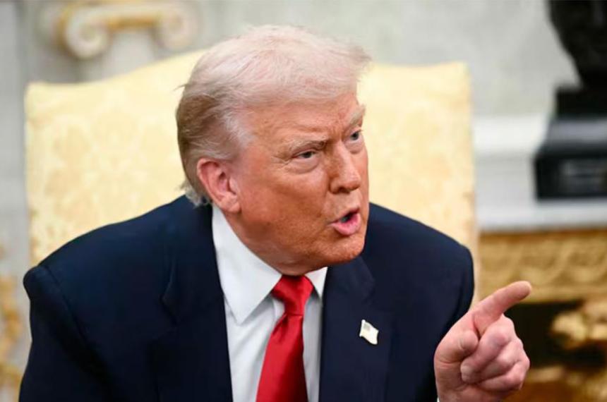 Hubo una gran explosioacuten- Trump habloacute de un ataque a una instalacioacuten narco en Venezuela