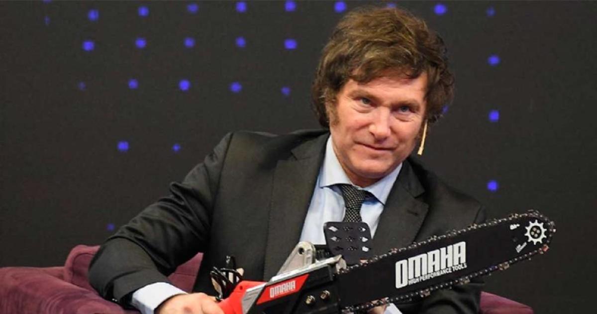 El ajuste de Milei- el Estado nacional achicoacute maacutes de 60 mil puestos en dos antildeos