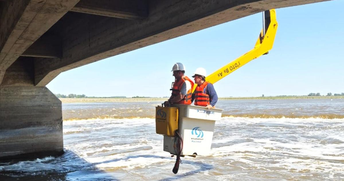 Descartó daños estructurales en el puente de la Ruta 5 pero mantiene el alerta