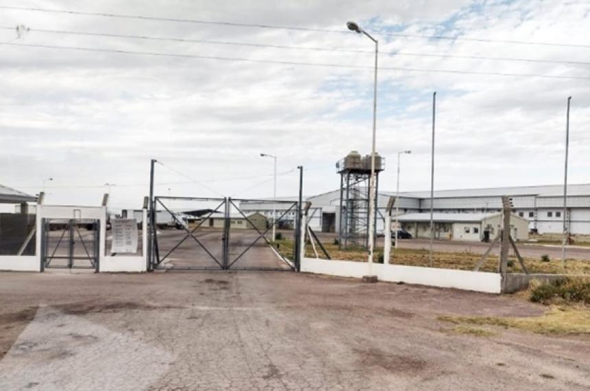 Algunos trabajadores del Firgorífico HV cobraron parte del sueldo de noviembre