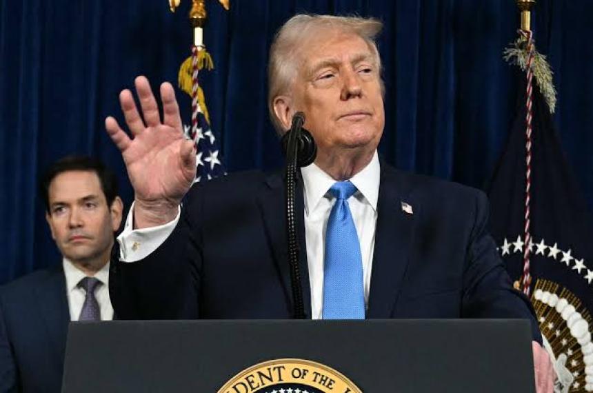 Trump encabezó una conferencia de prensa en la Casa Blanca