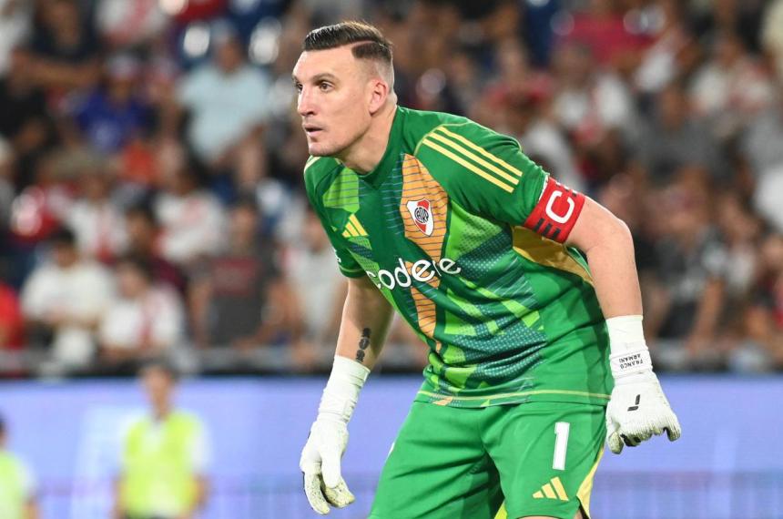 El arquero sufrió una lesión muscular en el gemelo derecho