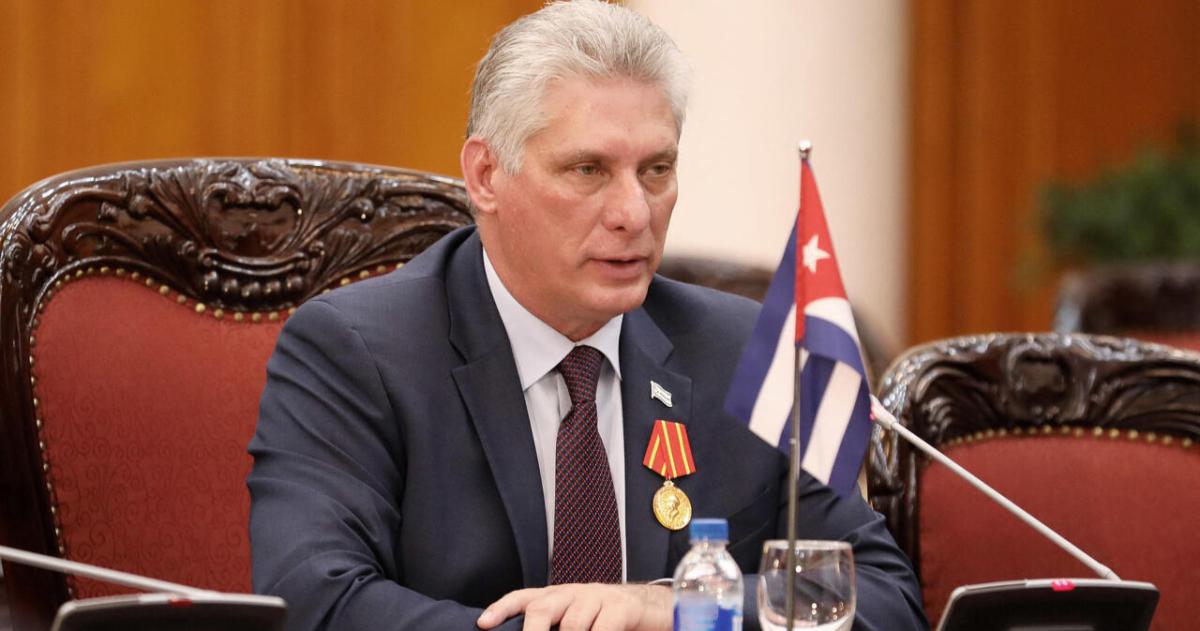 El presidente cubano MIguel Díaz-Canel declaró duelo nacional en el país por la muerte de 32 militares