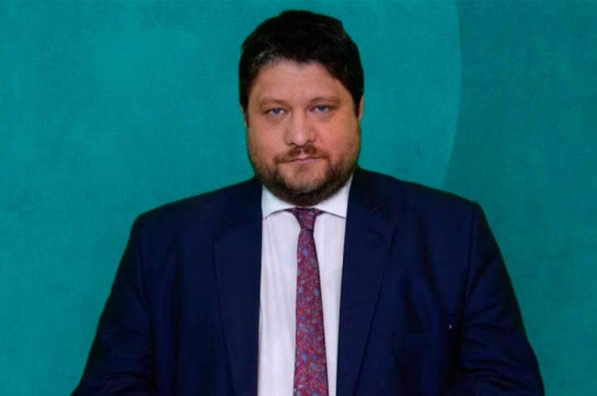 Nicolaacutes Wintildeazki fue viacutectima de un robo a mano armada en Hurlingham