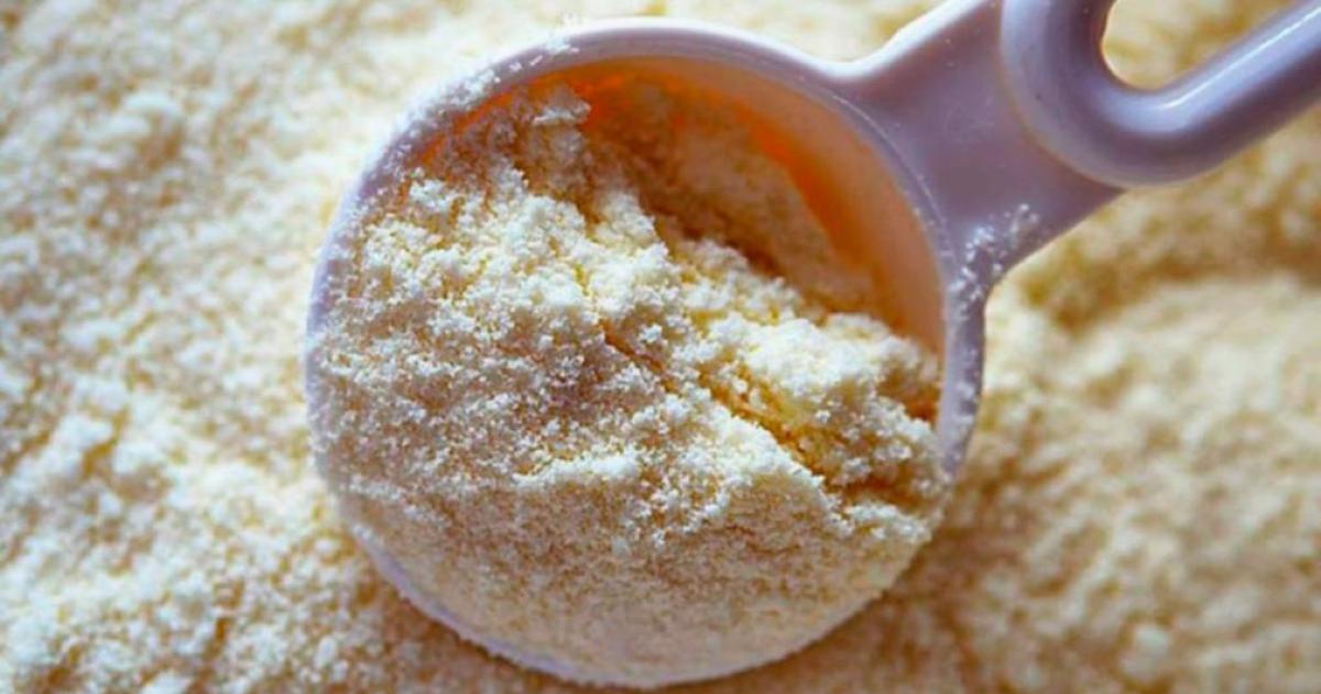 Retiran del mercado una conocida leche de foacutermula para bebeacutes por posible riesgo sanitario