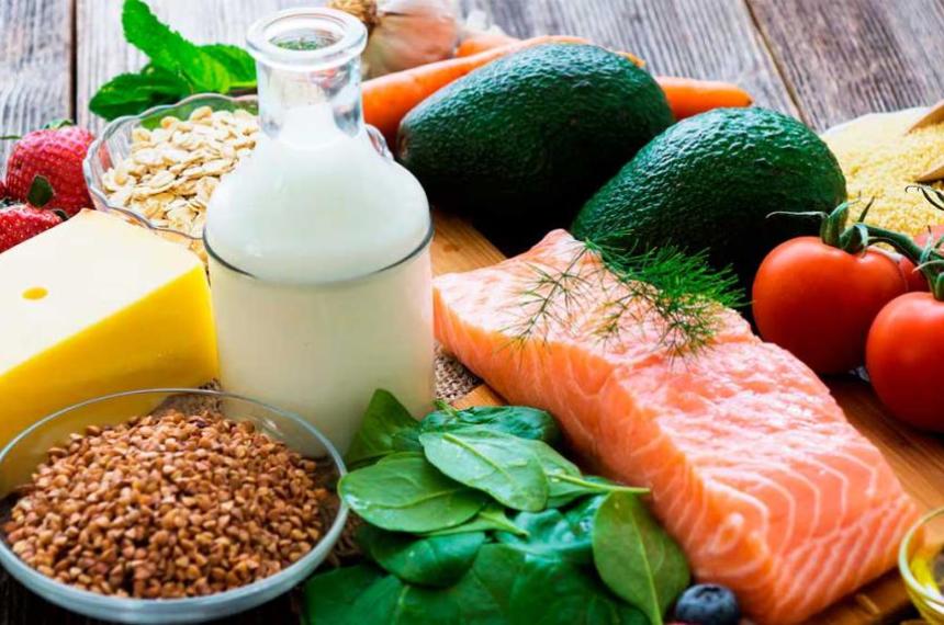 Los 10 alimentos que ayudan a combatir el cansancio y levantar el aacutenimo