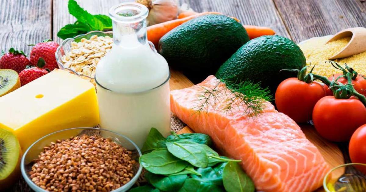 Los 10 alimentos que ayudan a combatir el cansancio y levantar el aacutenimo