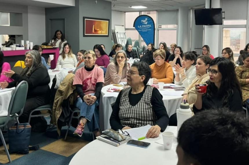 La Secretariacutea de la Mujer anuncioacute talleres de verano