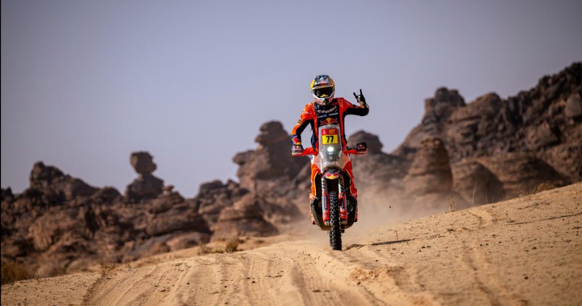 El salteño brilló y se quedó con la quinta etapa entre las motos después de una jornada muy exigente