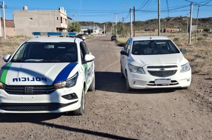 Un Chevrolet Joy y un televisor smart fueron sustrtaídos sin que se registraran daños ni signos de violencia en la propiedad