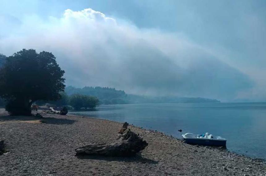 Epuyeacuten declaroacute la cataacutestrofe iacutegnea por incendios que ya arrasaron maacutes de 12 mil hectaacutereas
