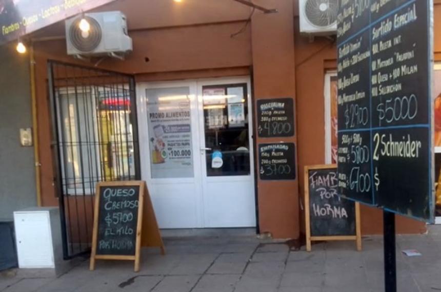 El autor del robo habría ingresado por una ventana del comercio