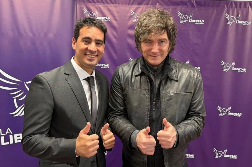 Ravier se jacta por un bacheo- la infraestructura avanza