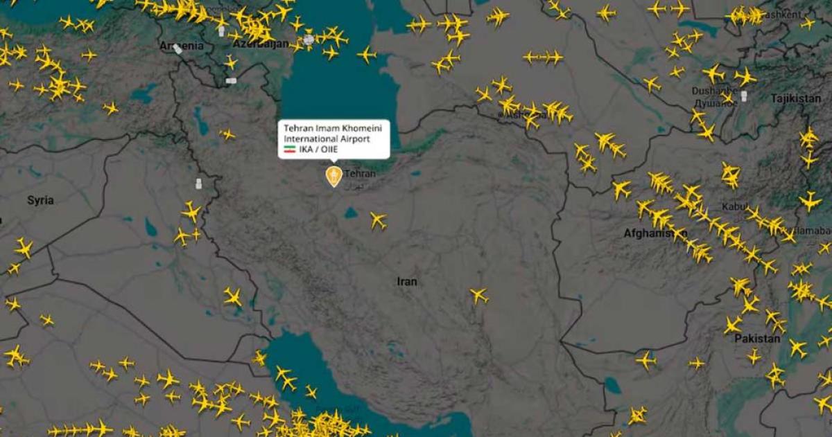 Iraacuten cerroacute su espacio aeacutereo en medio de la tensioacuten con Estados Unidos por la represioacuten a las protestas