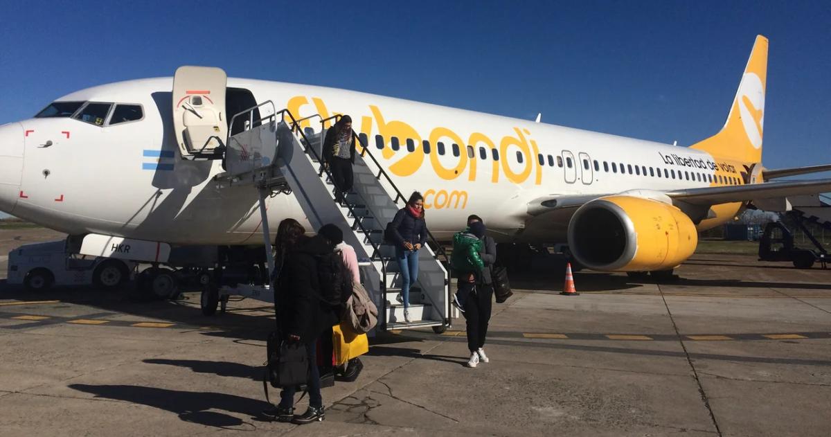 ANAC labroacute actas a Flybondi por cancelaciones de vuelos sin aviso previo