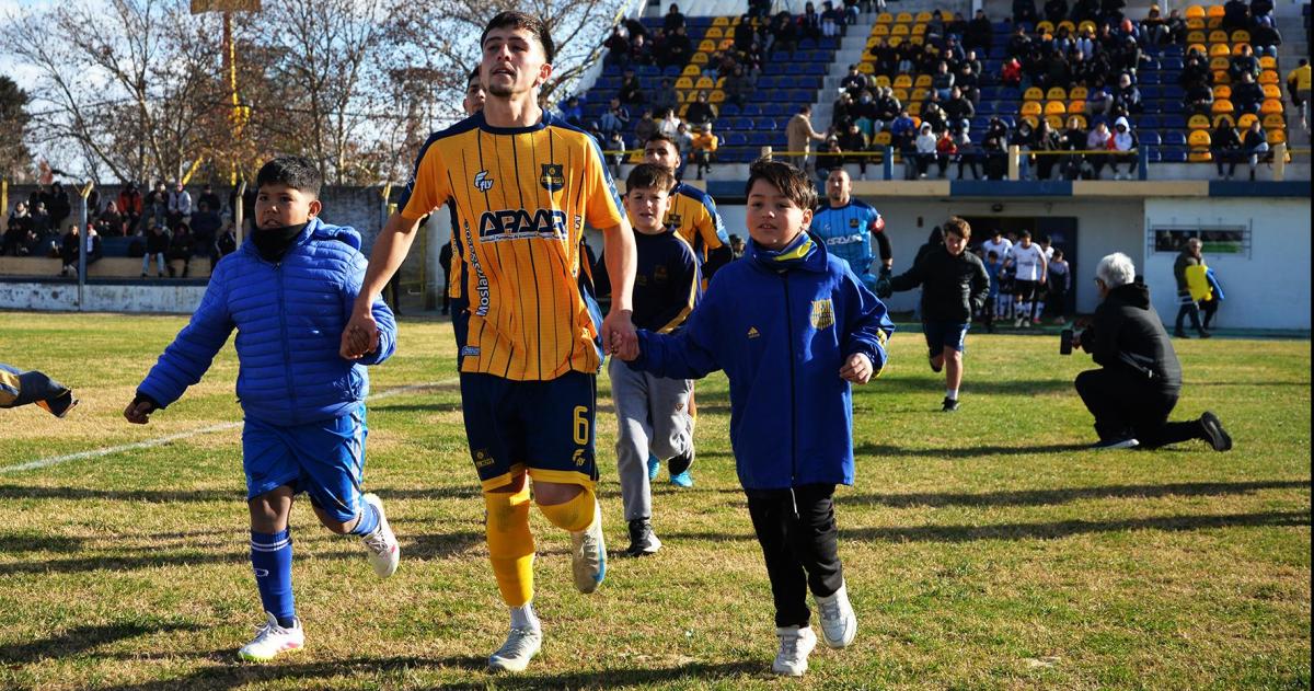 Benjamiacuten Portillo es nuevo jugador de Laferrere