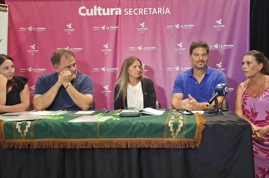 Presentaron el Festival Nacional de Folklore de Intendente Alvear