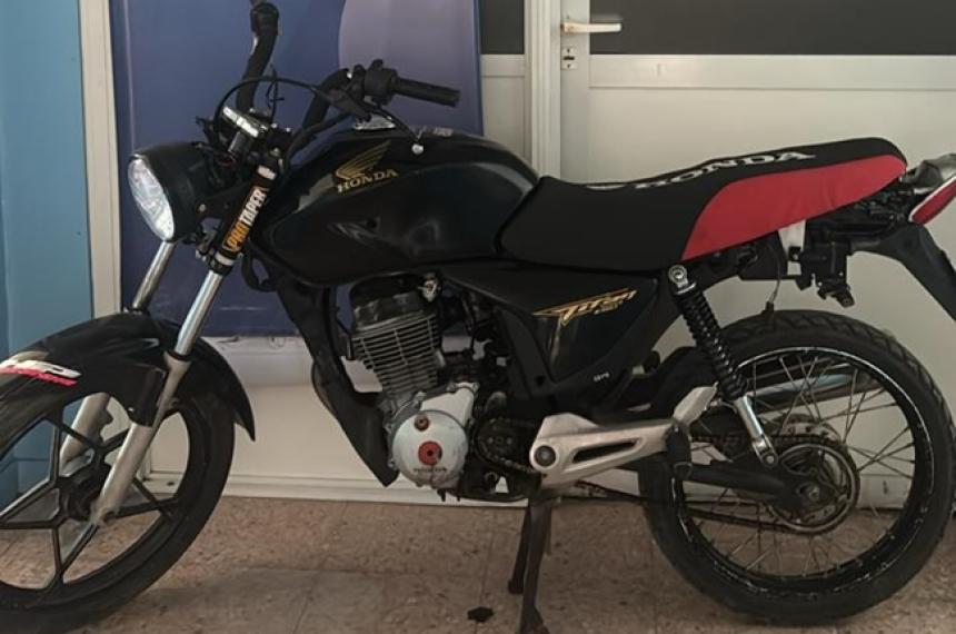 La moto secuestrada es una Honda titan 150 cc