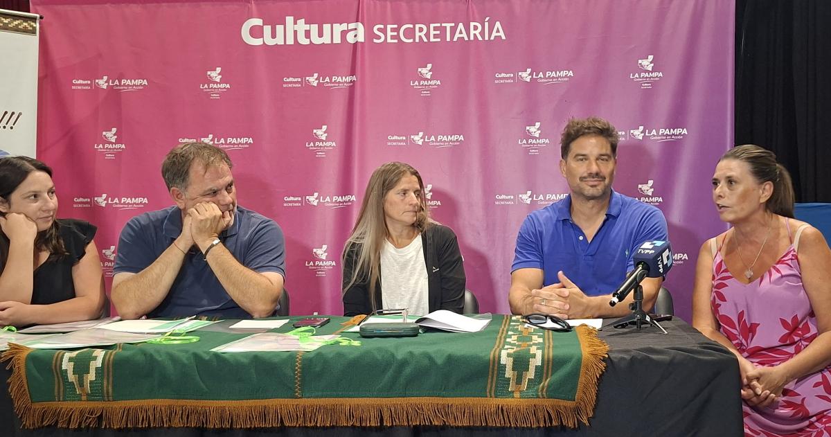 Presentaron el Festival Nacional de Folklore de Intendente Alvear