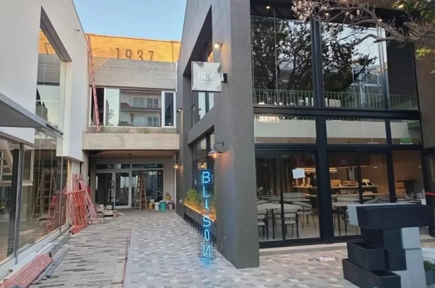  El Paseo Marinelli est� ubicado en la calle Coronel Gil 457