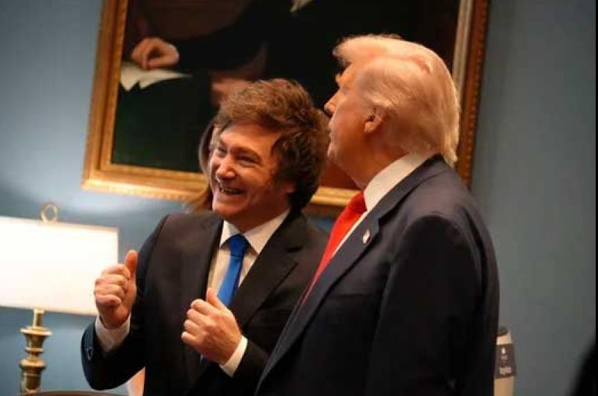 El presidente Javier Milei junto a su par de Estados Unidos Donald Trump
