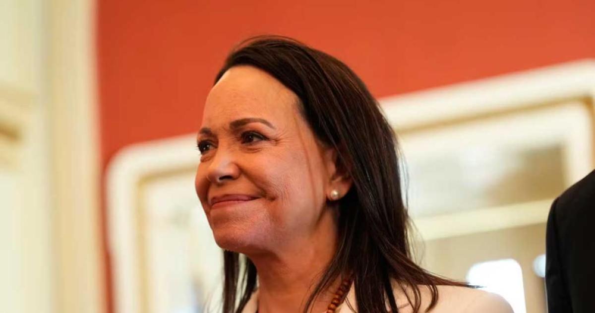 Trump dijo que evaluacutea involucrar a Mariacutea Corina Machado en el futuro de Venezuela