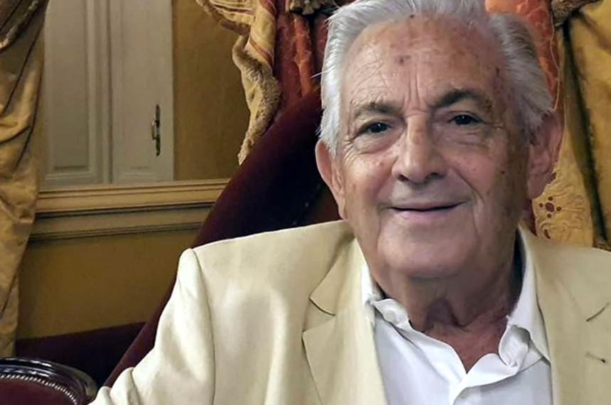 Murioacute Eugenio Chacho Scavo el pampeano que dejoacute huella en el Teatro Coloacuten