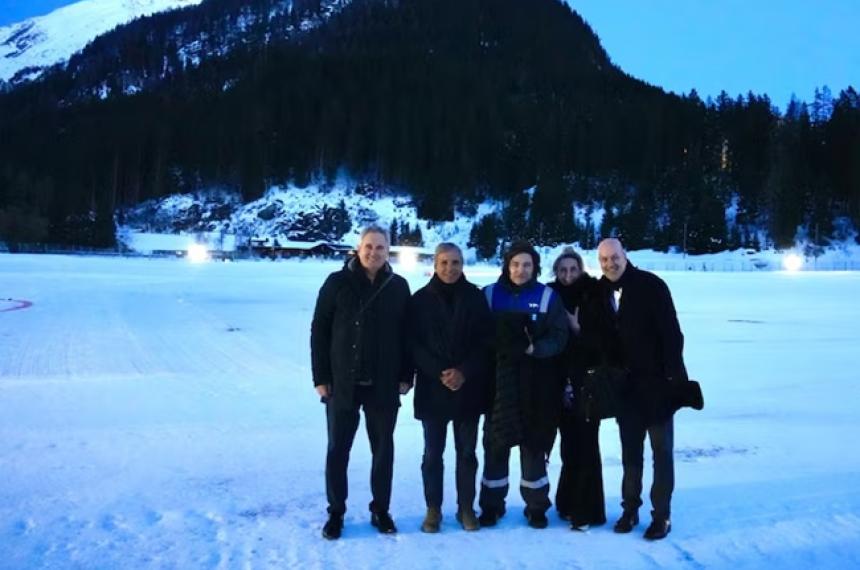 Milei y su comitiva en Suiza