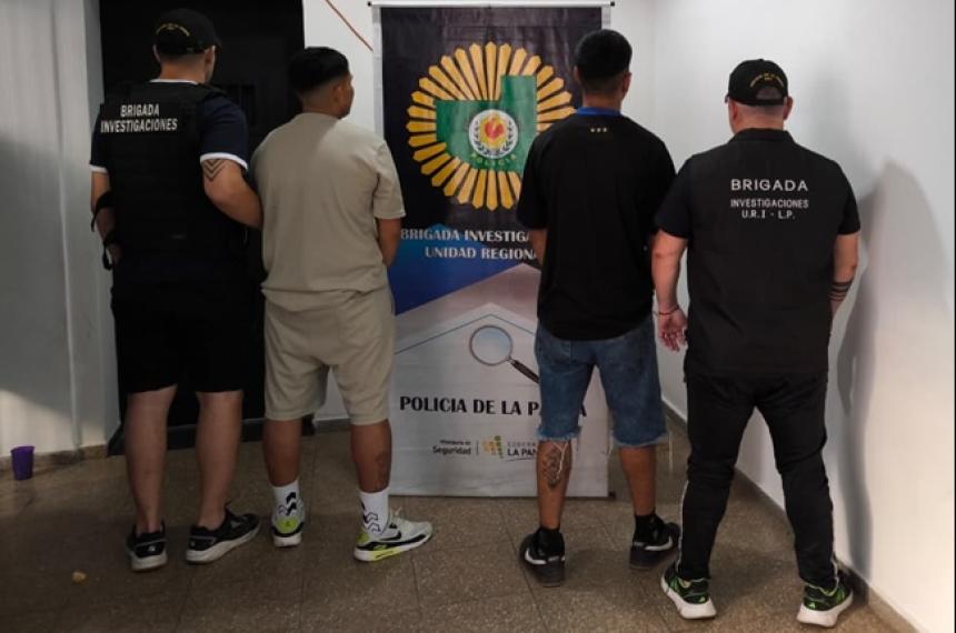 Personal de la Brigada de Investigaciones detuvo a los dos sospechosos