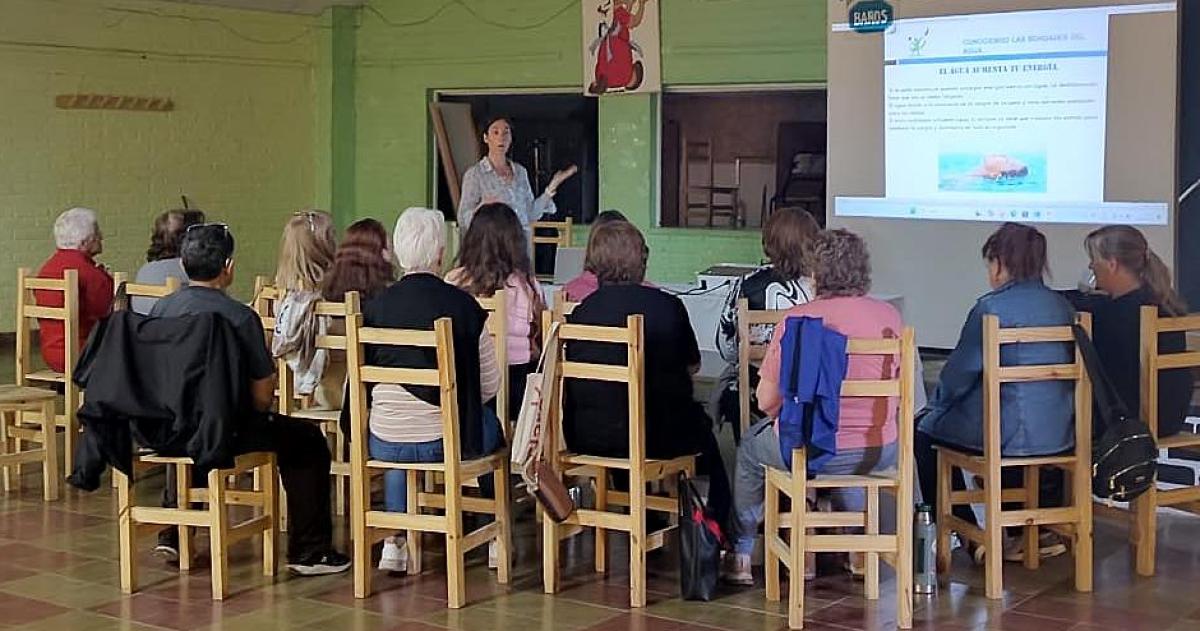 Aprender compartir y animarse- los talleres de extensioacuten de la CPE en instituciones del medio