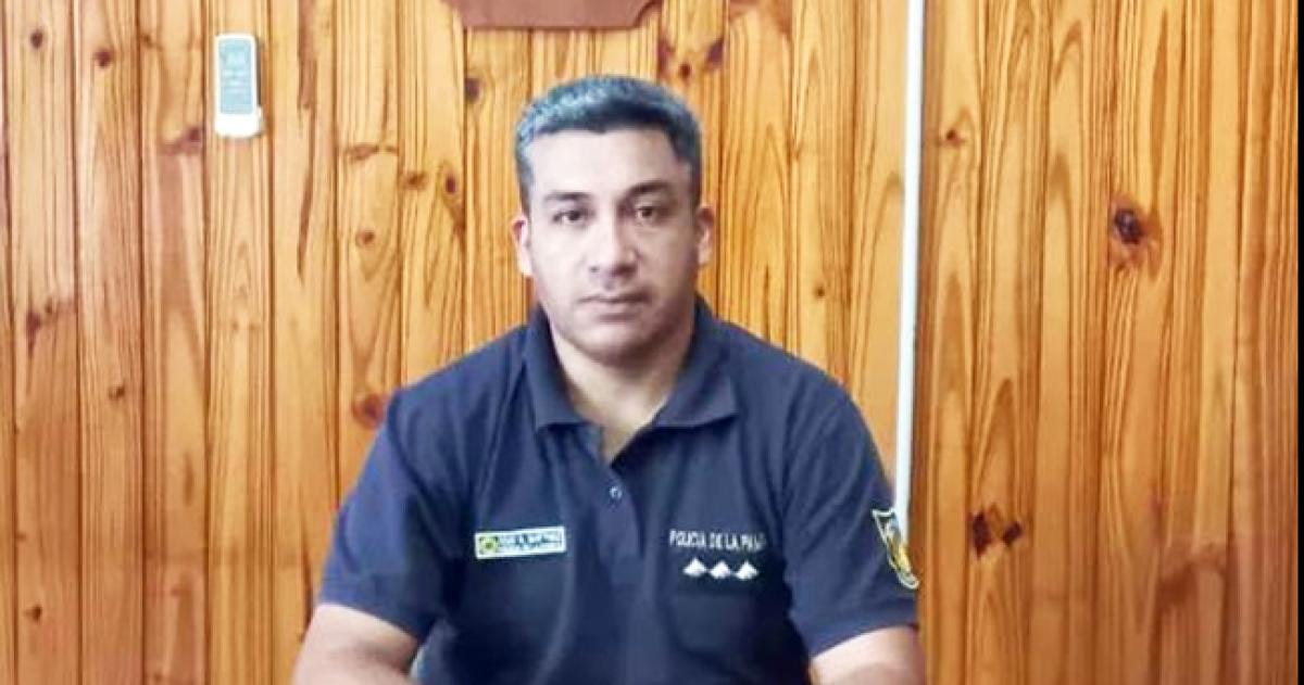 El subcomisario Julio Martínez resultó ileso ante el ataque