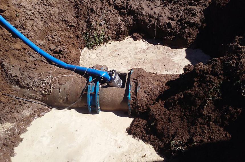 Por la rotura el municipio pidió cuidar el agua