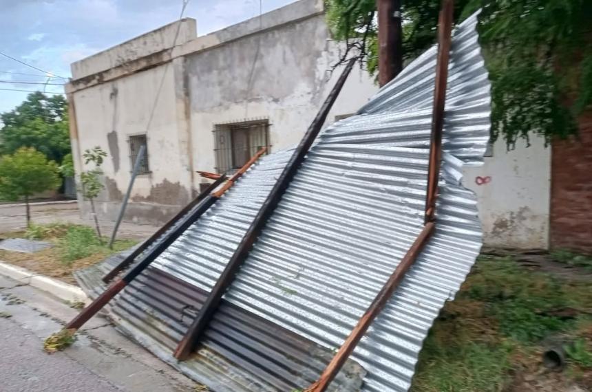 La tormenta del miércoles provocó importantes daños en la localidad