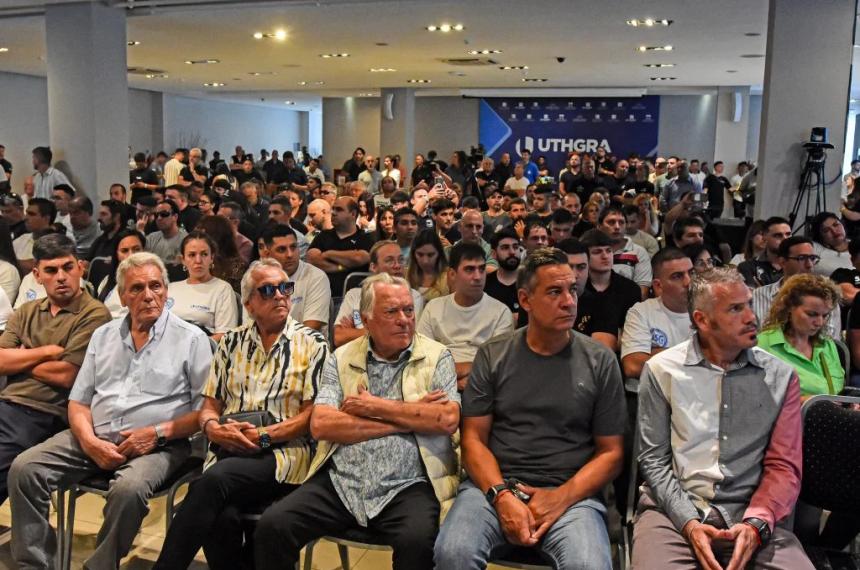 Barrionuevo encabezó el congreso nacional de UTHGRA