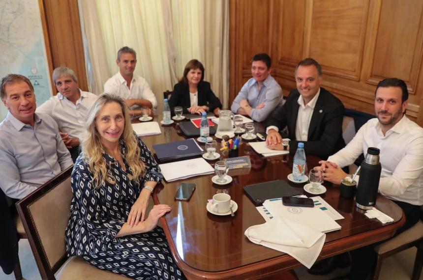 Se reunió la mesa politica del Gobierno nacional