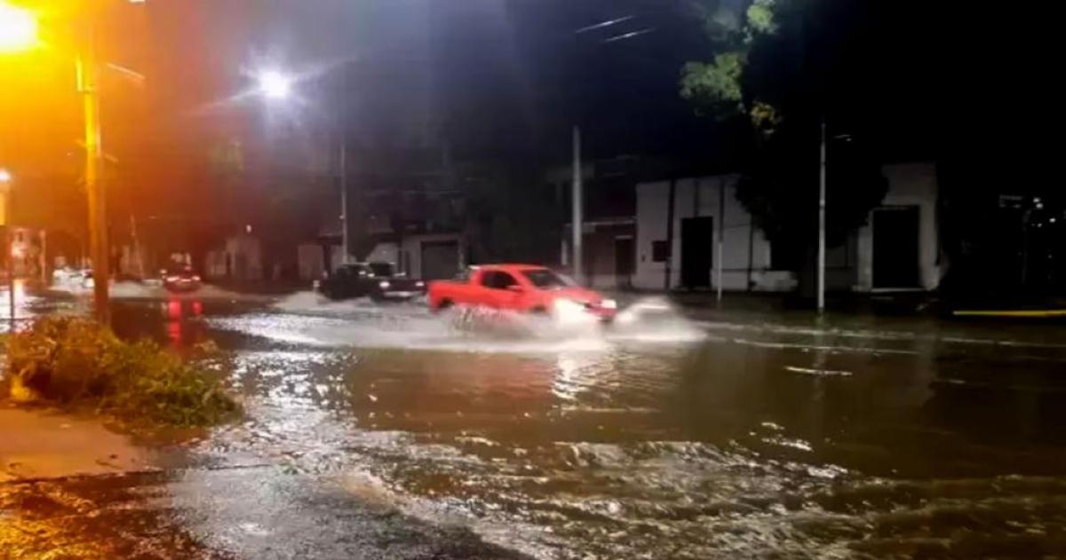 Mendoza- murioacute el adolescente que se arrojoacute a un canal para rescatar a su hermano durante el temporal
