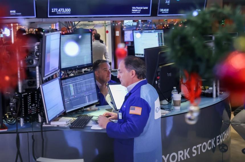 El riesgo país se consolidó debajo de los 500 puntos