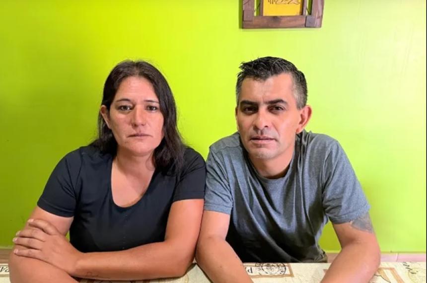 Marisol Rojas (familiar de los abuelos) y el abogado Gastón Gonz�lez expusieron el caso