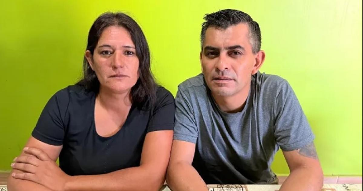 Marisol Rojas (familiar de los abuelos) y el abogado Gastón Gonz�lez expusieron el caso