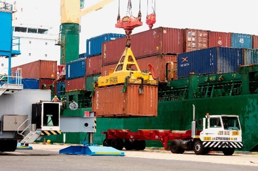 El pasivo aumentó por las importaciones