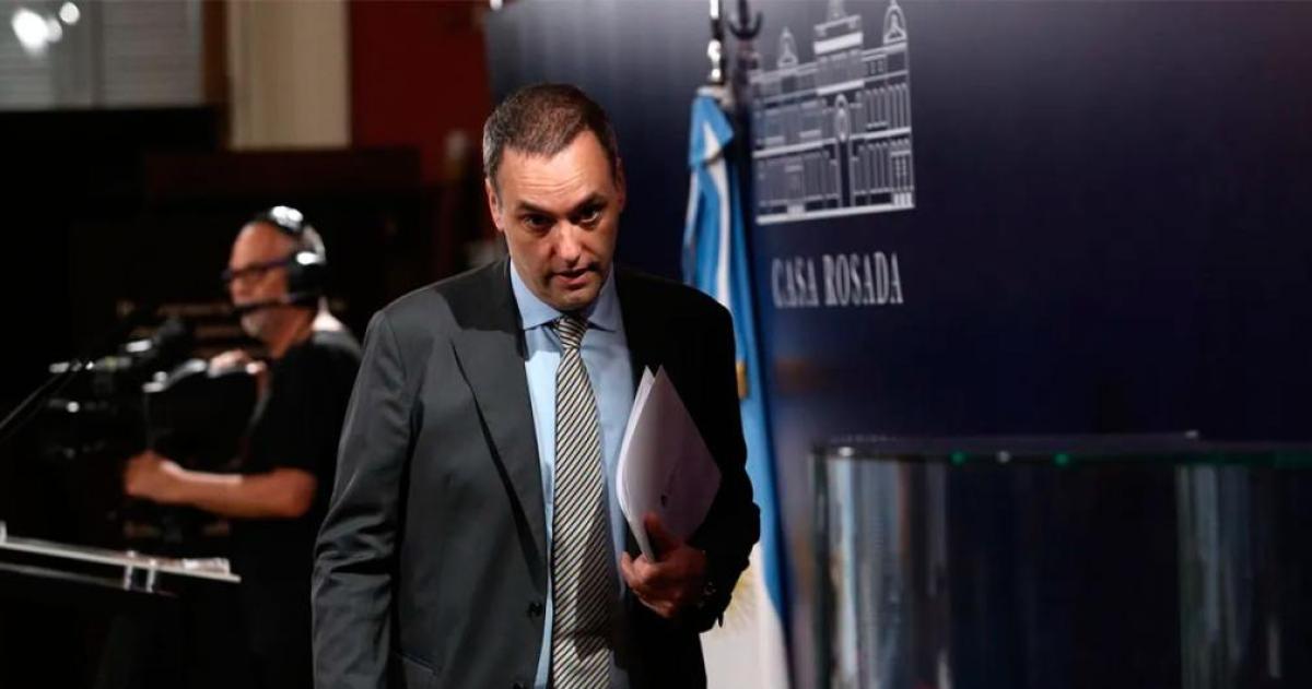 Adorni asumioacute en el Directorio de YPF con la Accioacuten de Oro y Francos seguiraacute como clase D