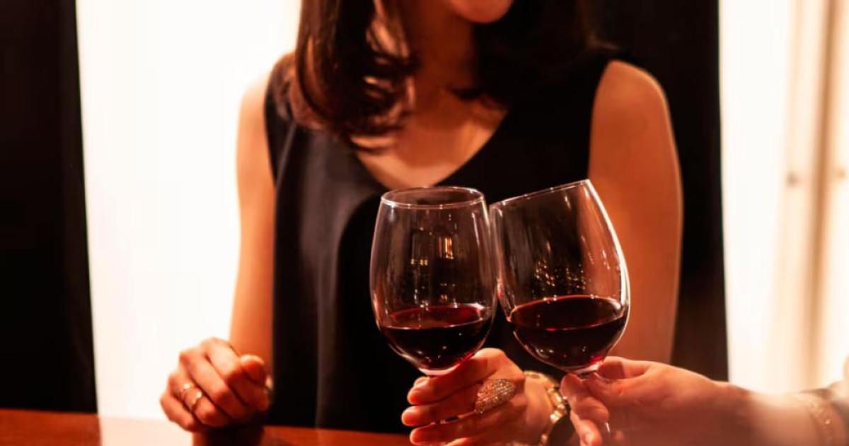 Queacute revela beber en exceso en una primera cita seguacuten la psicologiacutea