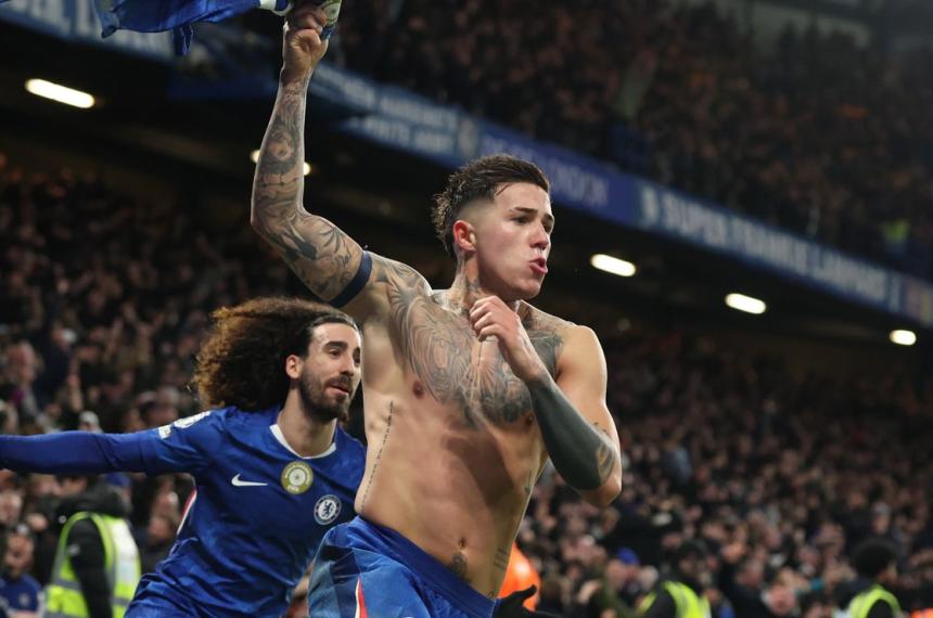 Enzo Fern�ndez festeja el agónico triunfo de su equipo