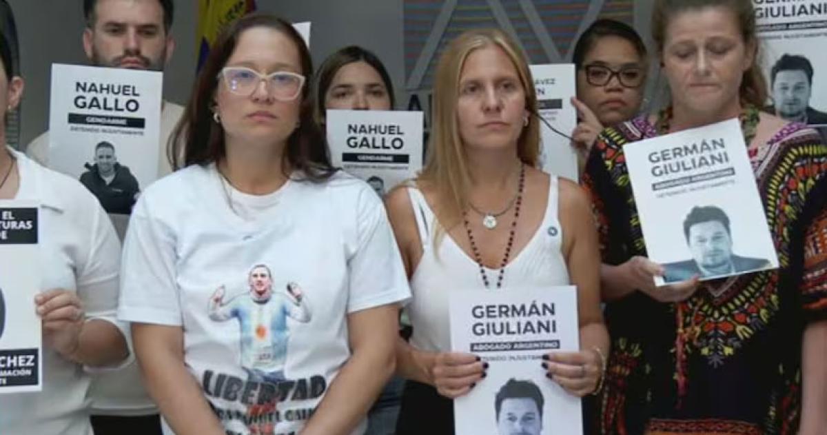 Los familiares se reunieron en Villa Crespo para exigir la liberación de Gallo y Giuliani
