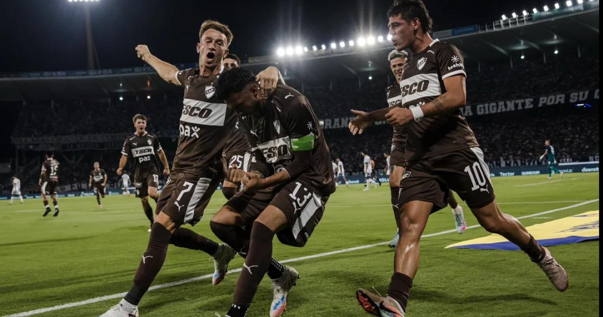 El Calamar abrió el marcador a los 21 minutos del primer tiempo mediante un penal ejecutado por Ignacio V�zquez